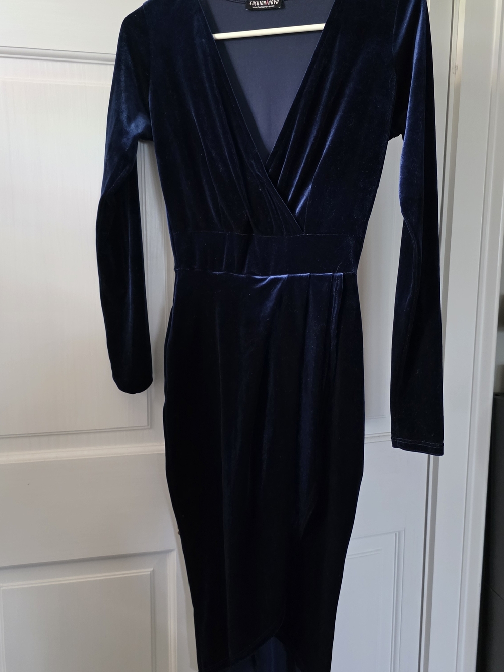 Elegant Velvet Wrap Midi Dress - Navy